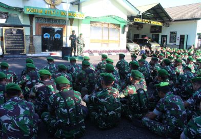 Dandim Wonosobo Tekankan: Benteng Terkuat Prajurit Adalah Iman, Bukan Medsos Sembarangan Dandim Wonosobo Tekankan: Benteng Terkuat Prajurit Adalah Iman, Bukan Medsos Sembarangan
