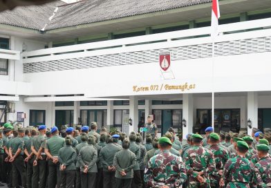 Sambut Bulan Suci Ramadhan, Danrem 072/Pamungkas Berikan Jam Komandan