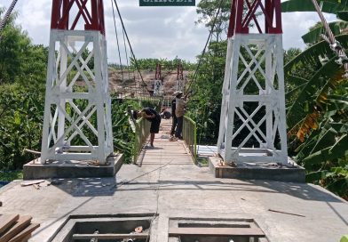Wajah Jembatan Gantung Garuda Mulai Terlihat