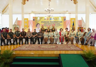 Danrem 072/Pamungkas Hadiri Puncak Acara Peringatan Hari Kartini Tahun 2026 DIY