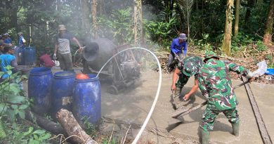 Kodim 0707/Wonosobo Kebut Pengerasan Jalan TMMD Sengkuyung Tahap II di Desa Grugu Kaliwiro, Sinergi TNI-Masyarakat Semakin Solid