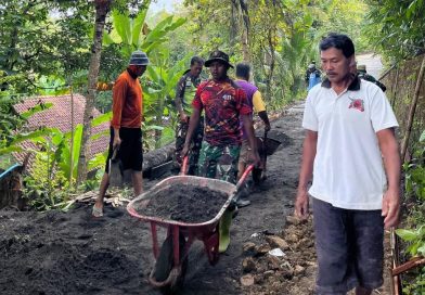 Pengerjaan Rabat Beton Jalan Padukuhan  Senden