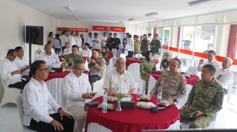 Kasrem 072/Pamungkas Hadiri Peresmian Operasionalisasi 1.061 Koperasi Desa/Kelurahan Merah Putih