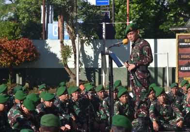 Dandim 0707/Wonosobo Berikan Arahan kepada Seluruh Anggota Melalui Jam Komandan Dandim 0707/Wonosobo Berikan Arahan kepada Seluruh Anggota Melalui Jam Komandan