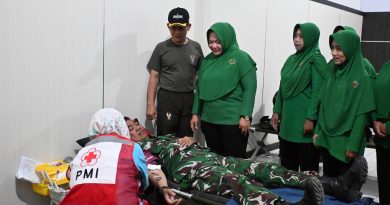 Kodim Wonosobo Kembali Gelar Baksos Kesehatan, Sediakan Pengobatan Gratis, Donor Darah hingga Sembako Kodim Wonosobo Kembali Gelar Baksos Kesehatan, Sediakan Pengobatan Gratis, Donor Darah hingga Sembako