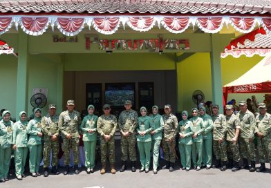 Bazar TNI Bersama Rakyat Semarakkan HUT ke-81 TNI dan HUT ke-76 Kodam IV/Diponegoro