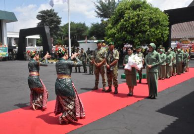 Danrem 072/Pamungkas Sambut Kedatangan Pangdam XXVI/Mataram, Perkuat Sinergi dan Kesiapan Satuan Danrem 072/Pamungkas Sambut Kedatangan Pangdam XXVI/Mataram, Perkuat Sinergi dan Kesiapan Satuan