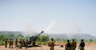 Puncak Latihan, TNI dan ADF Unjuk Kemampuan Penembakan Gabungan*